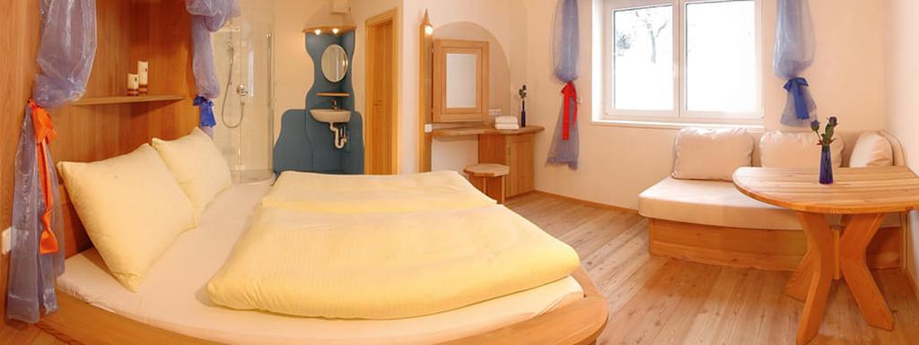 Bed & Breakfast Landhaus Strasser Söll Exteriör bild