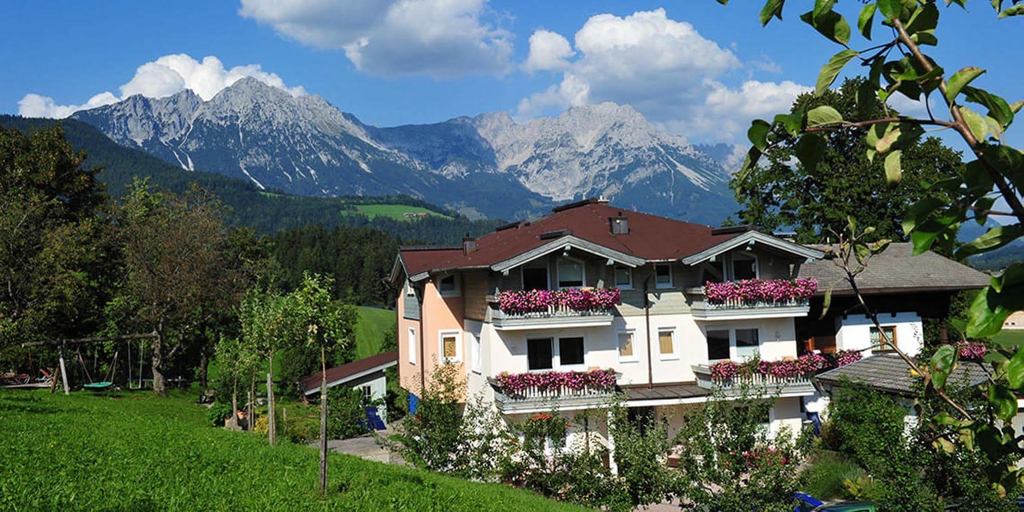 Bed & Breakfast Landhaus Strasser Söll Exteriör bild
