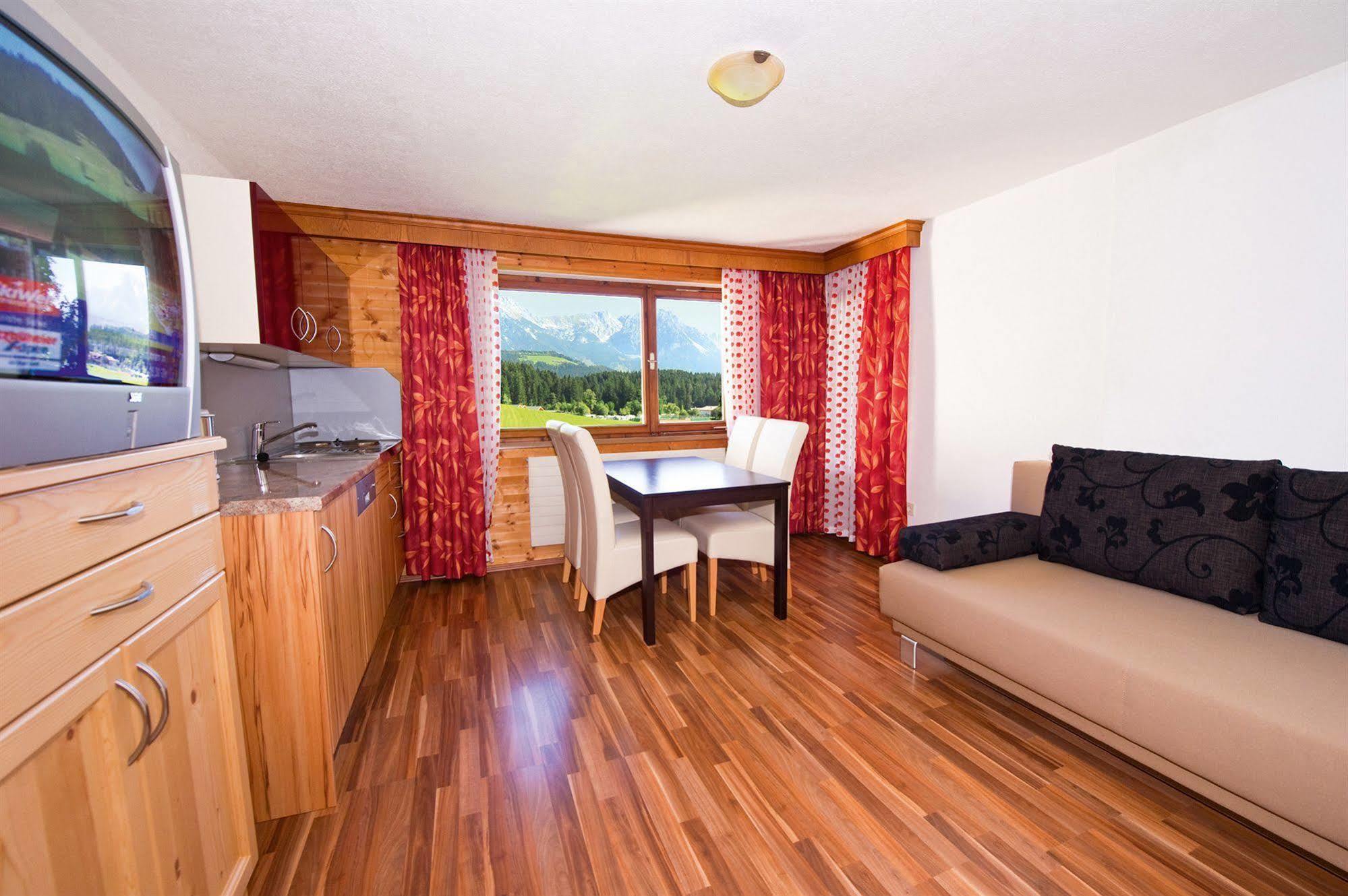Bed & Breakfast Landhaus Strasser Söll Exteriör bild