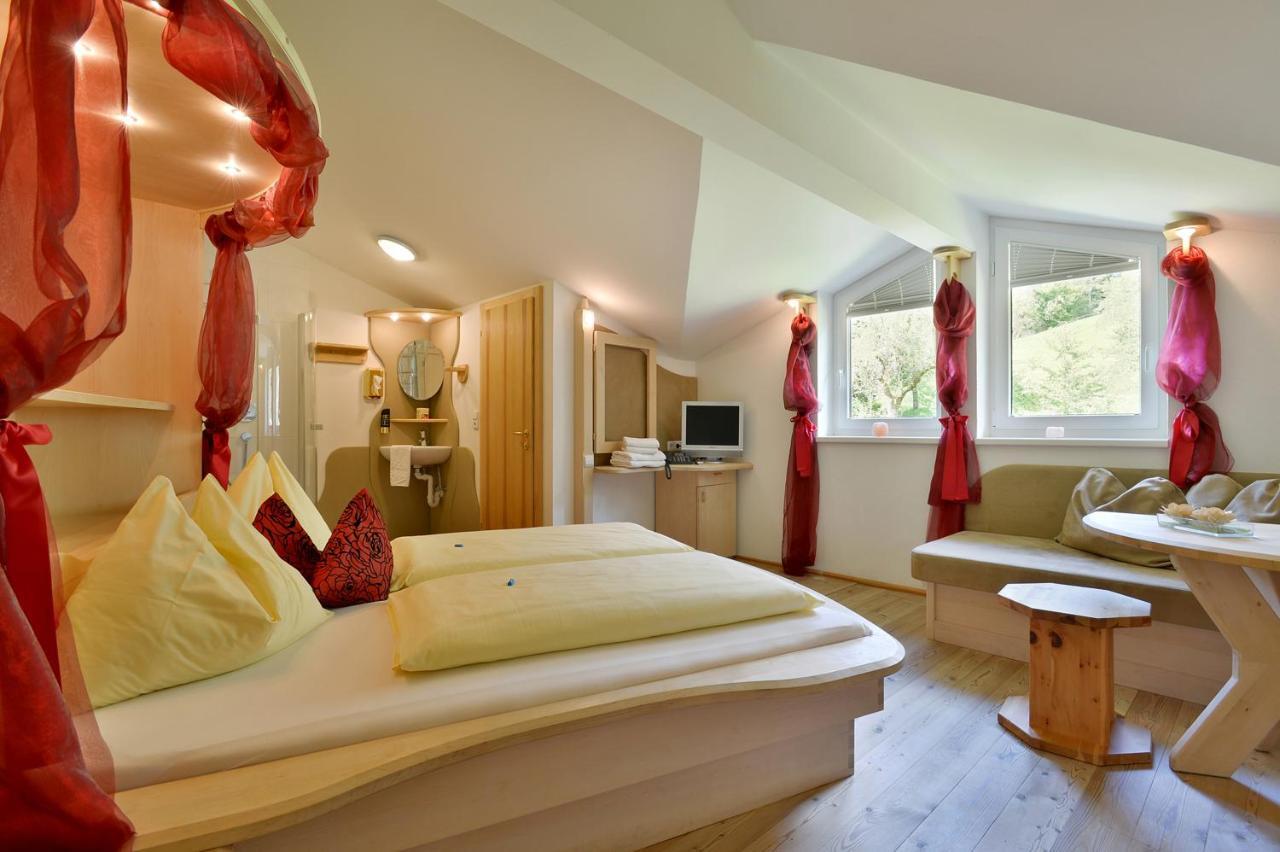 Bed & Breakfast Landhaus Strasser Söll Exteriör bild
